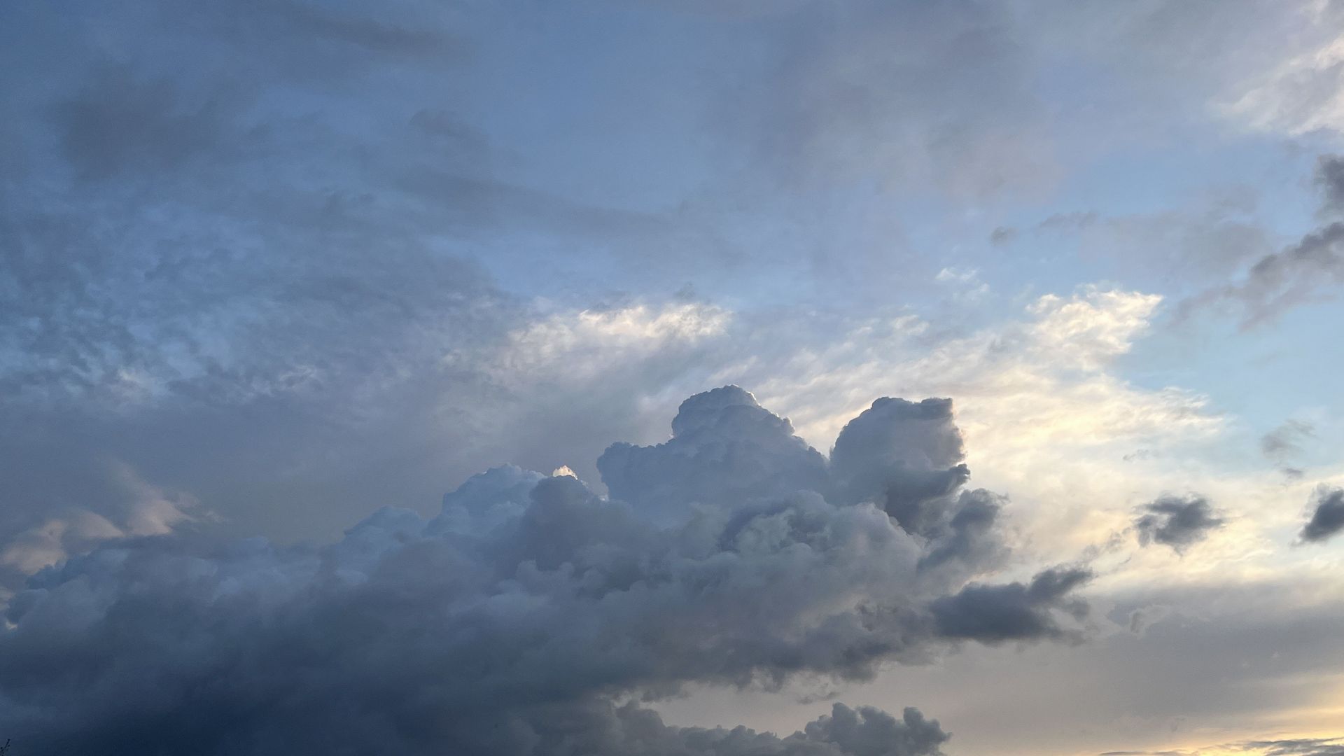 DEEP CLOUDS